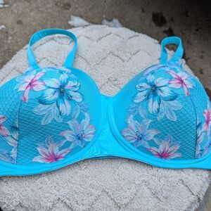 Torrid Floral Wirefree Plus Size Bra Size 46D NWOT